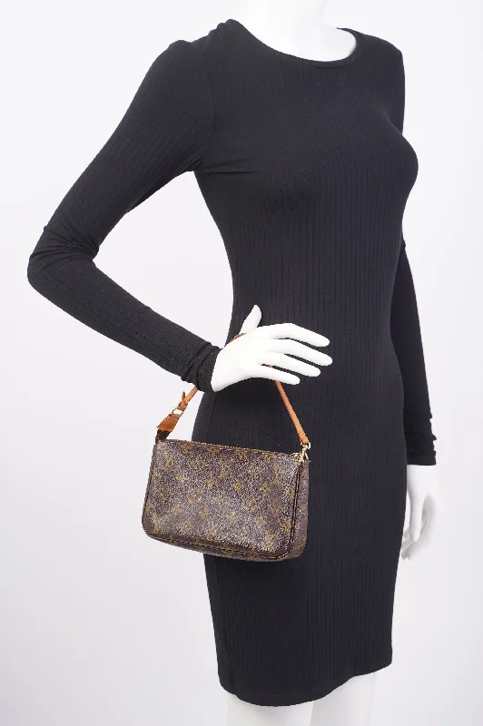 Louis Vuitton Pochette Accessoire Monogram