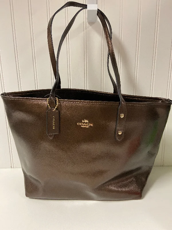 Tote Designer By Coach, Size: Medium