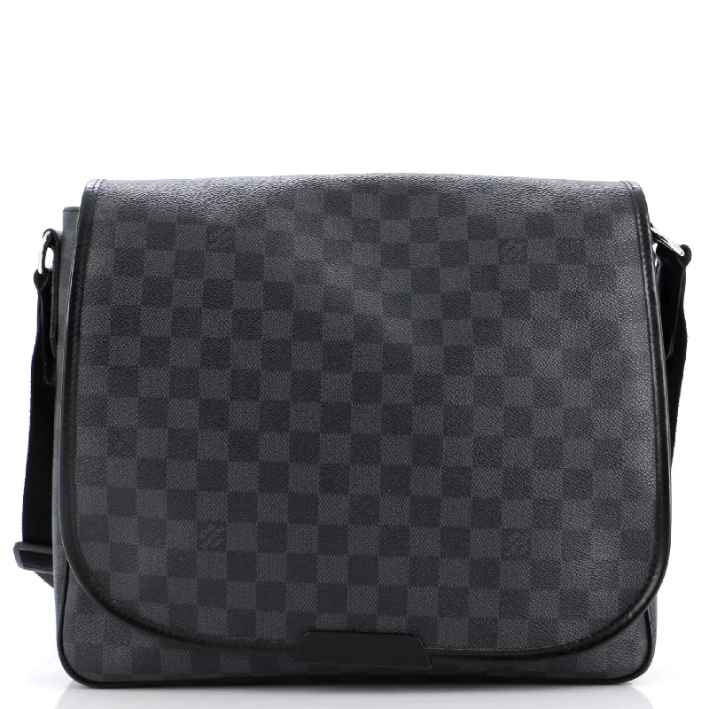 Daniel Messenger Bag Damier Graphite MM